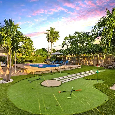 Coastal Paradise 7 Min To Beach With Game Room Mini Golf And Heated Pool